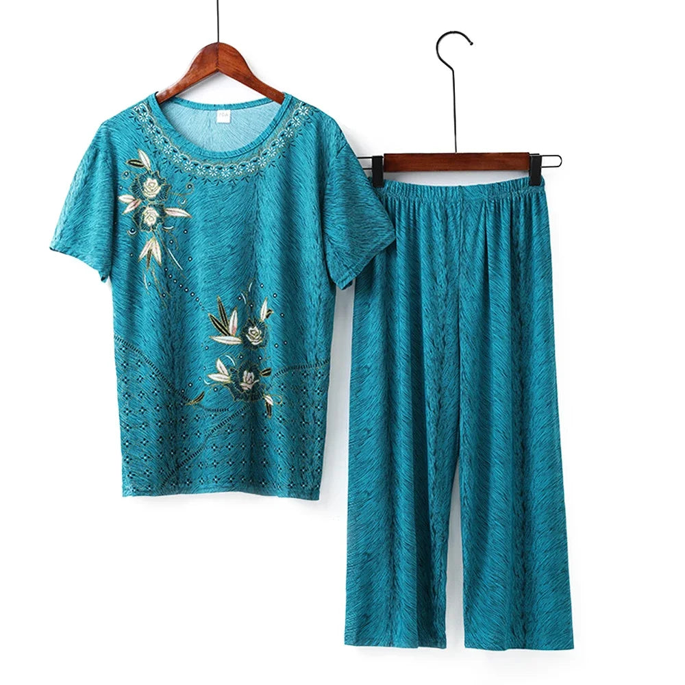 Middle-aged elderly women's short-sleeved t-shirt mother suit loose large size cotton linen two-piece suit 2025 new women set