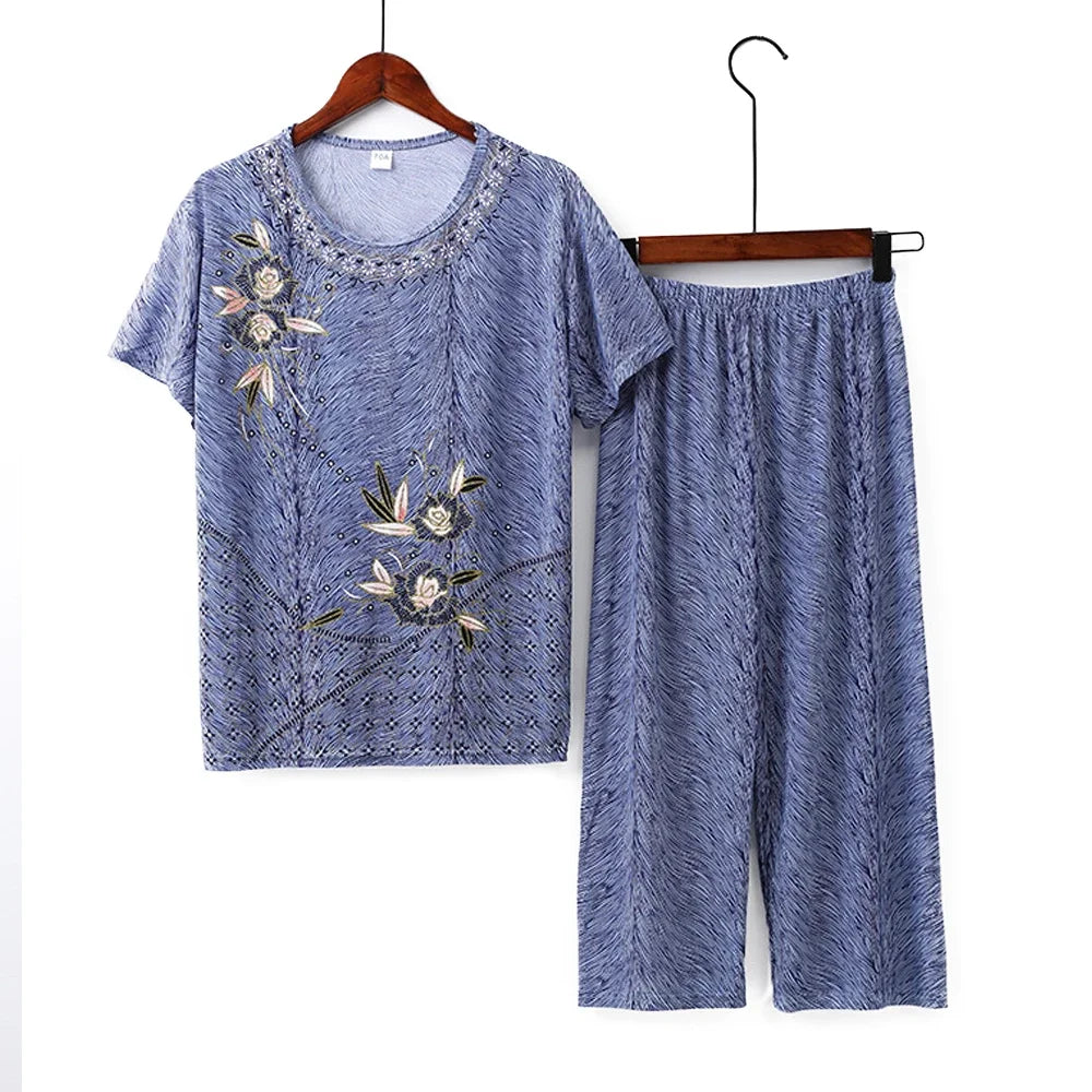 Middle-aged elderly women's short-sleeved t-shirt mother suit loose large size cotton linen two-piece suit 2025 new women set