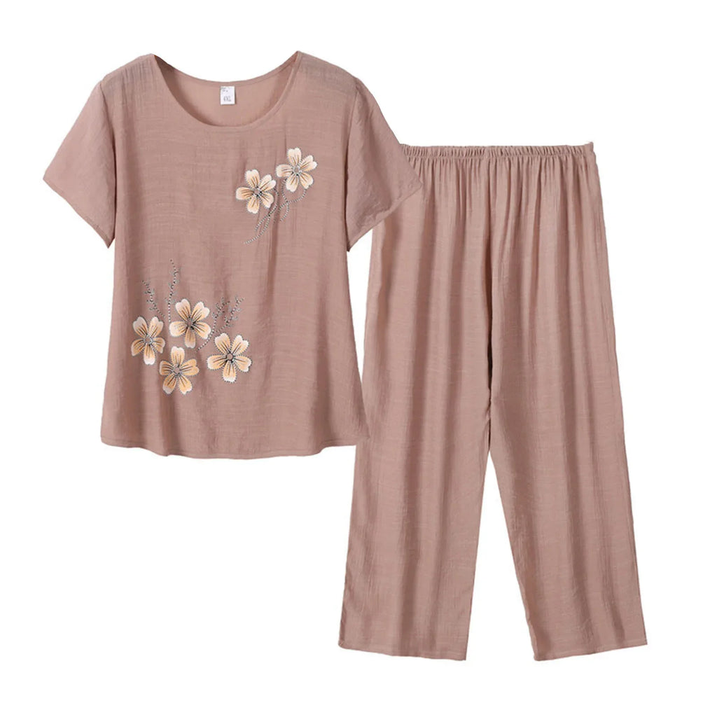 Middle-aged elderly women's short-sleeved t-shirt mother suit loose large size cotton linen two-piece suit 2025 new women set